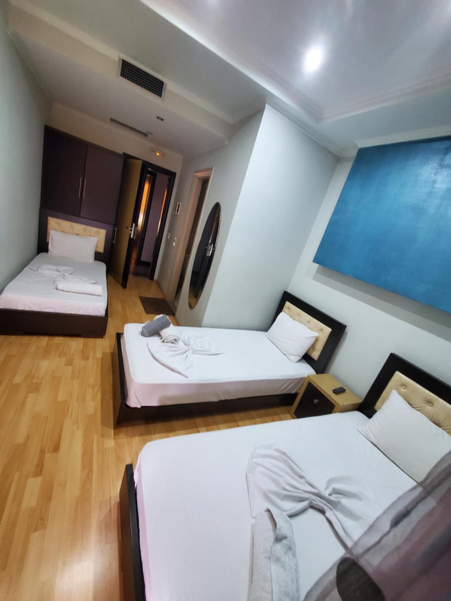 Hotel Shehu Гірокастра Екстер'єр фото