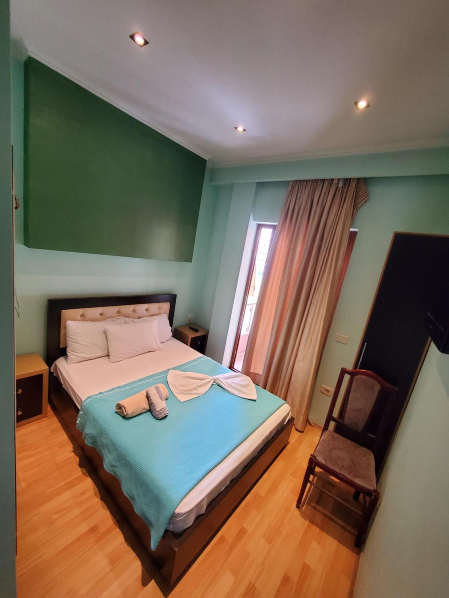 Hotel Shehu Гірокастра Екстер'єр фото