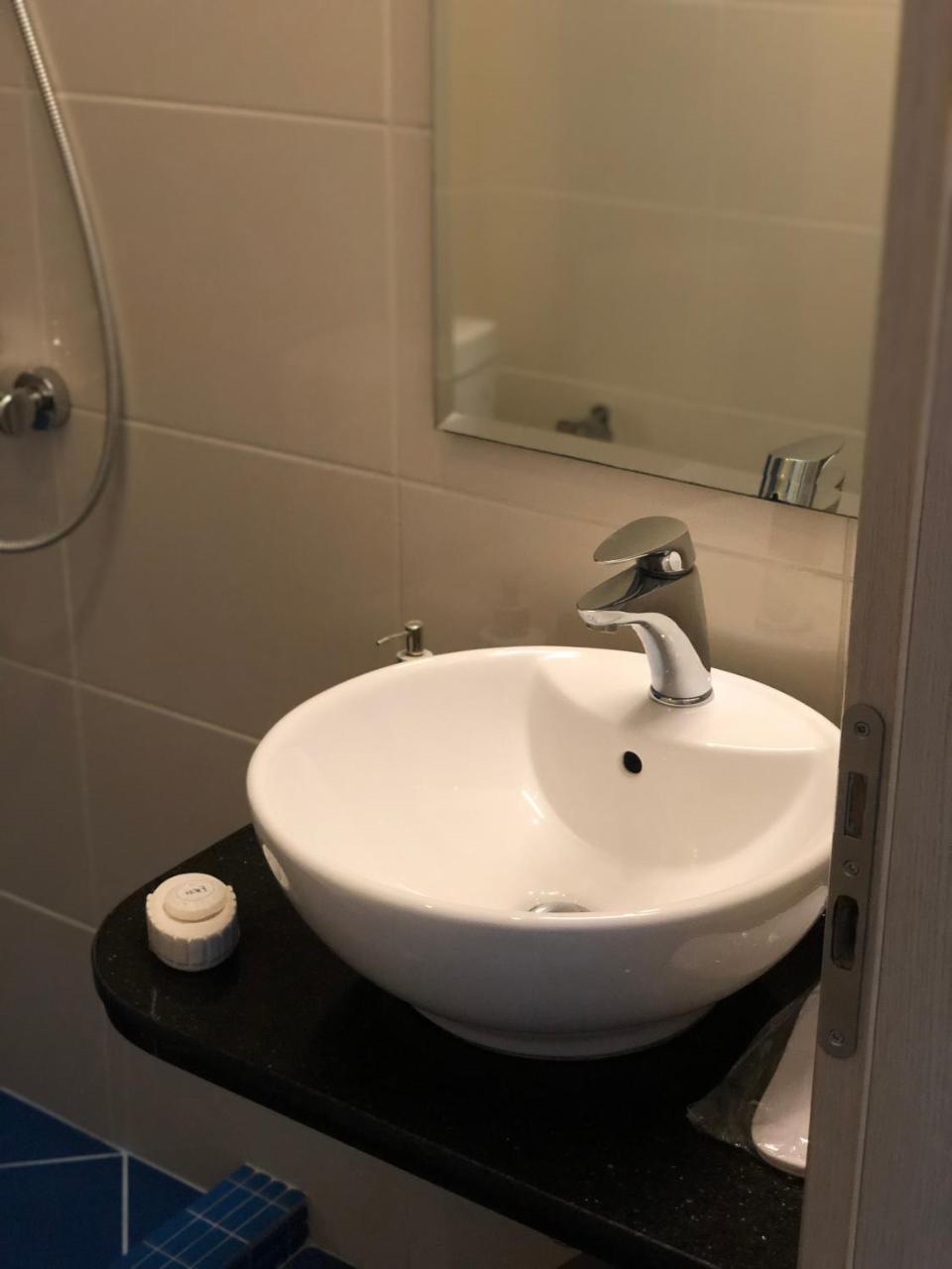 Hotel Shehu Гірокастра Екстер'єр фото
