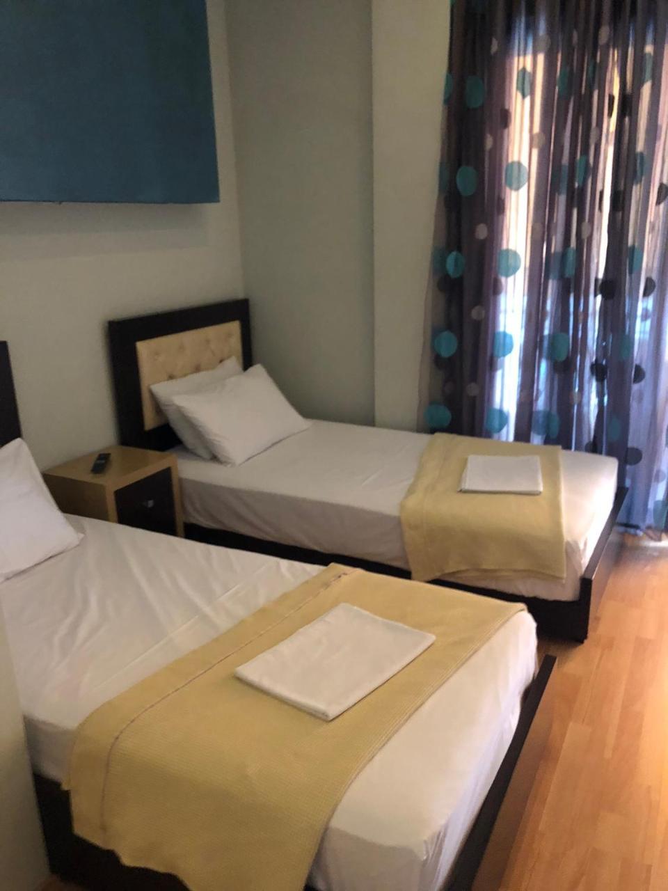 Hotel Shehu Гірокастра Екстер'єр фото